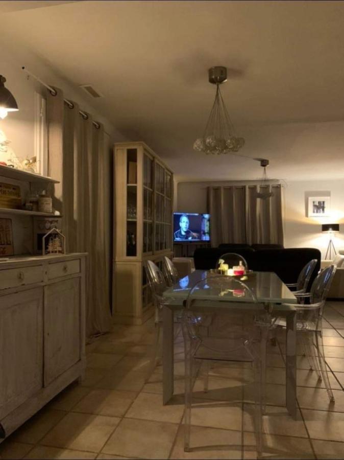 … Et La Fourmi Villa Saumane-de-Vaucluse Eksteriør billede