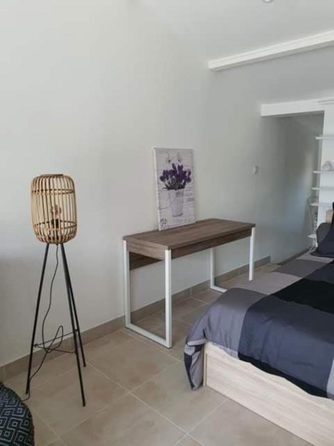 … Et La Fourmi Villa Saumane-de-Vaucluse Eksteriør billede